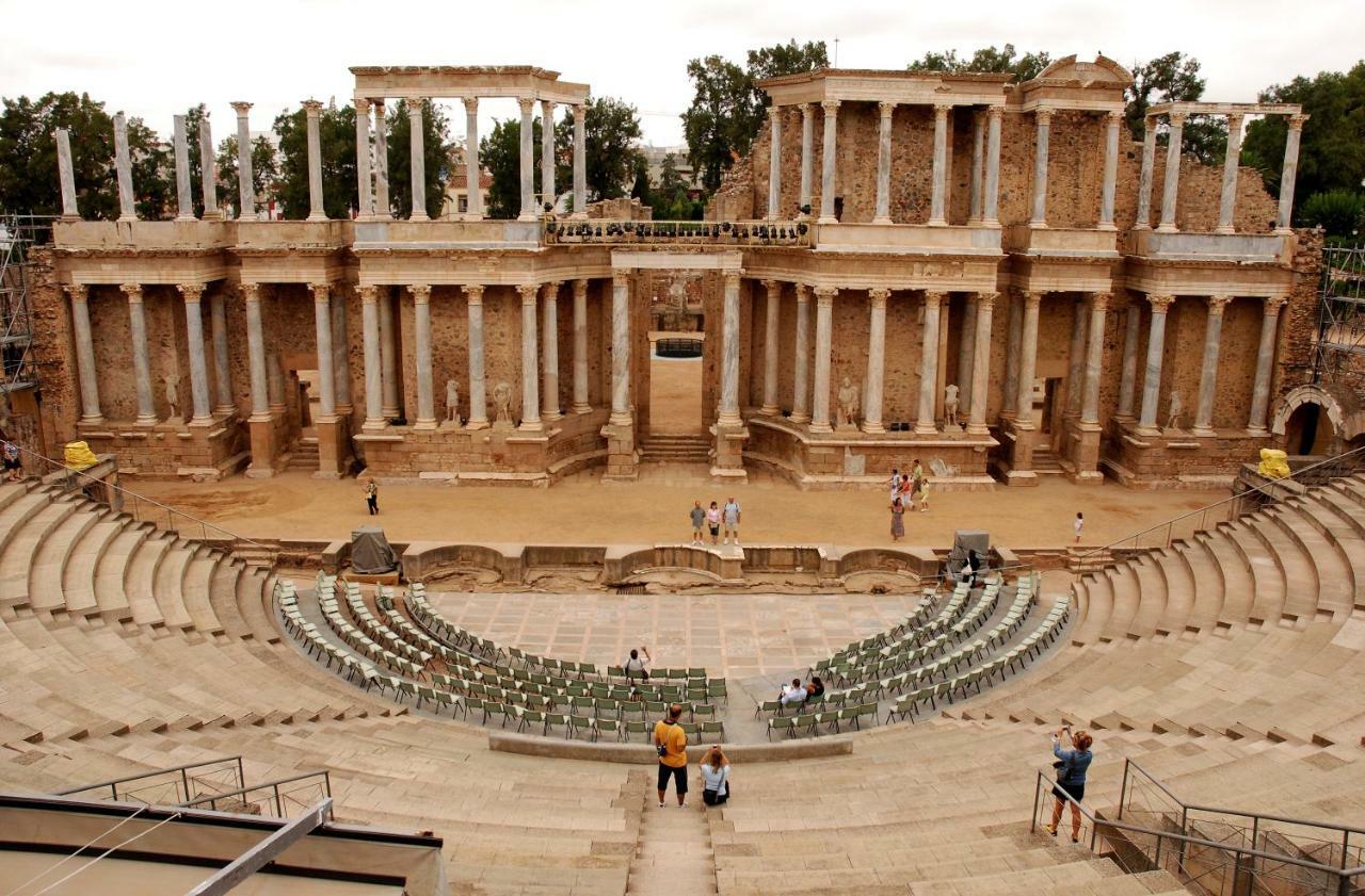 Apartamento Tíbula Teatro Parking Merida Bagian luar foto